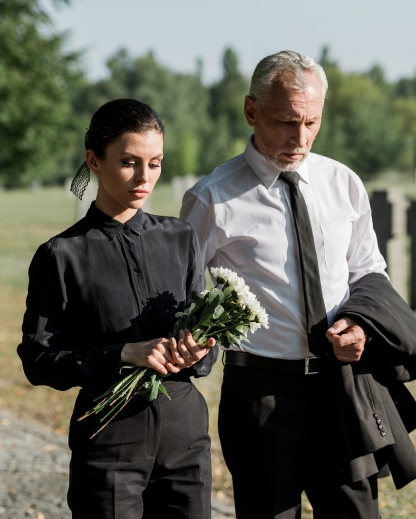 bearded-senior-man-walking-near-woman-with-flowers-on-funeral-e1636904705190.jpg bearded-senior-man-walking-near-woman-with-flowers-on-funeral-e1636904705190.jpg